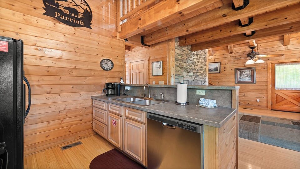 Smoky Mountains Cabin Kitchen