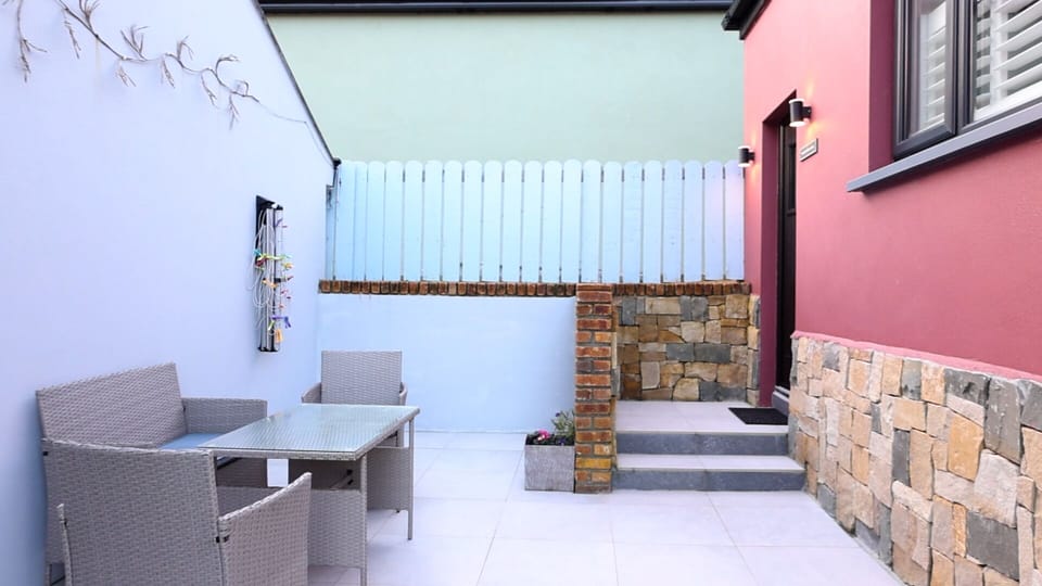 Out door seating area,real sun trap in summer months