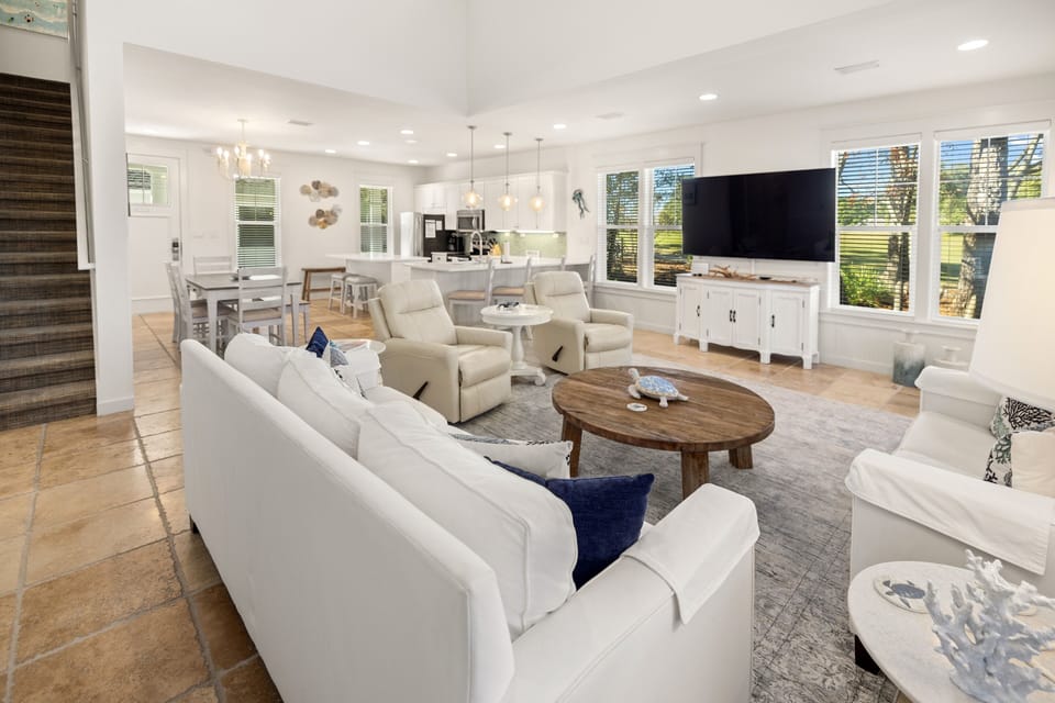 House, 3 Bedrooms | Living area | Smart TV