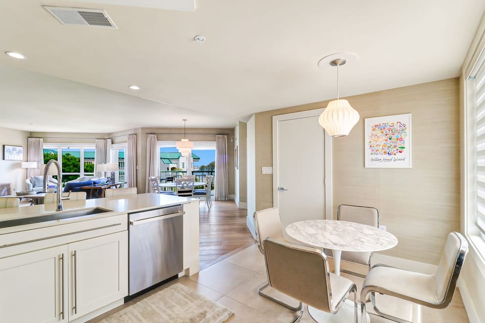 2517 Windsor II | Breakfast Area - 2517 Windsor II | Breakfast Area
