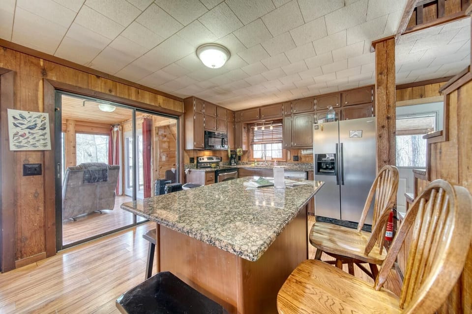 You can easily prepare your favorite meals and feel right at home!