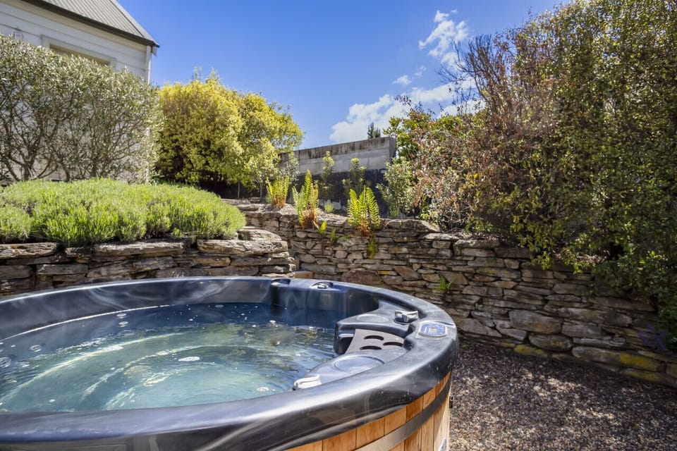 Outdoor hot tub