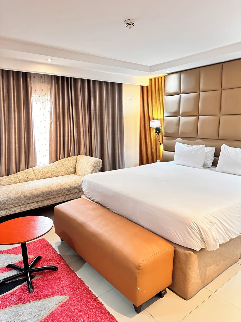 Superior Room | In-room safe, desk, soundproofing, iron/ironing board