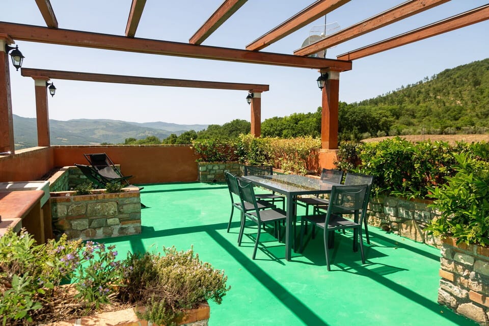 Balcony / Terrace / Patio