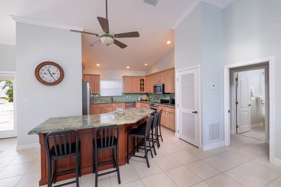 Kitchen view 3