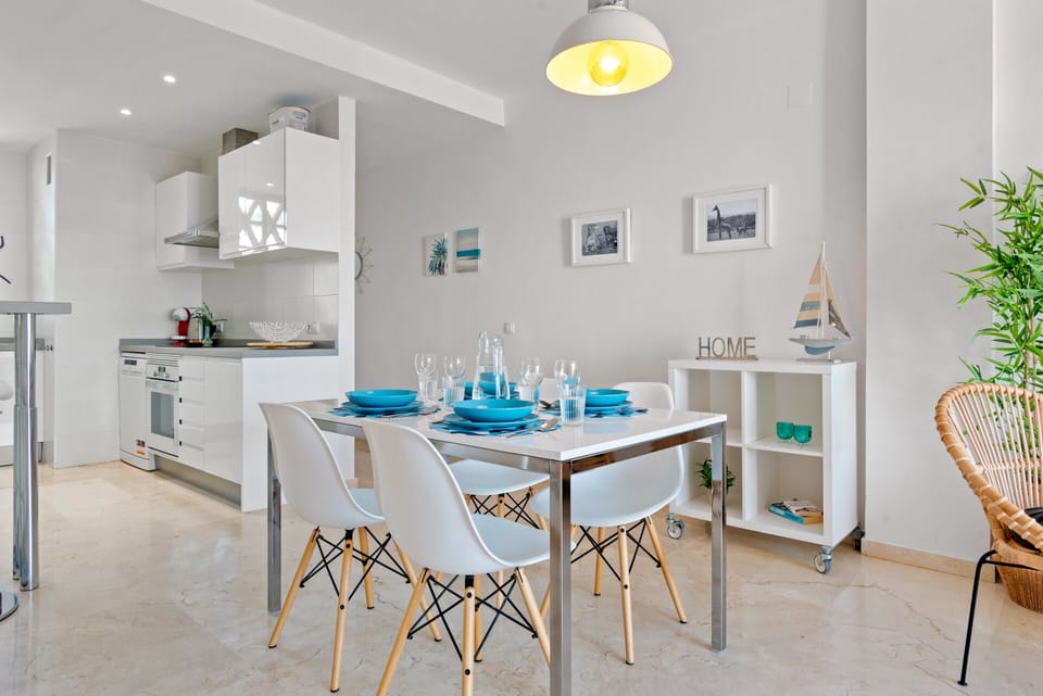 2401779c-dc6e-410f-91ac-a3b700d62577
