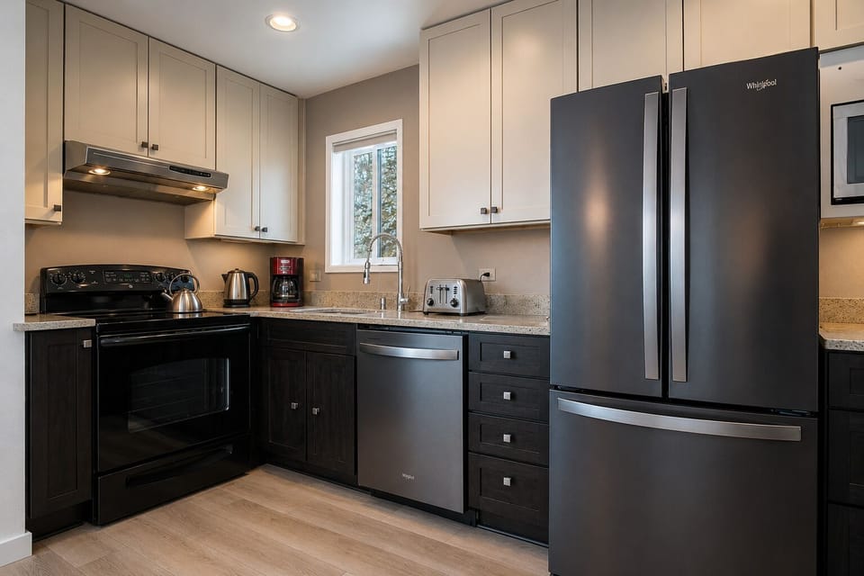 Fully Equiped Modern Kitchen