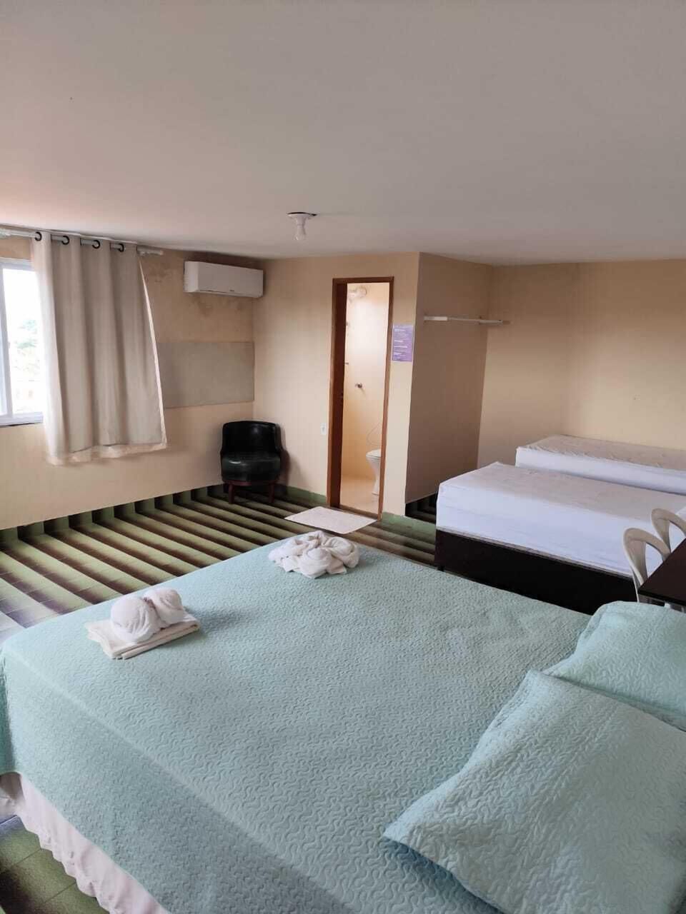 Executive Quadruple Room, 1 Bedroom | Egyptian cotton sheets, premium bedding, desk, iron/ironing board