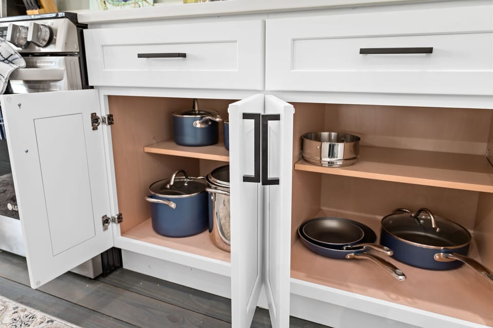 Full set of pots and pans for meal prep