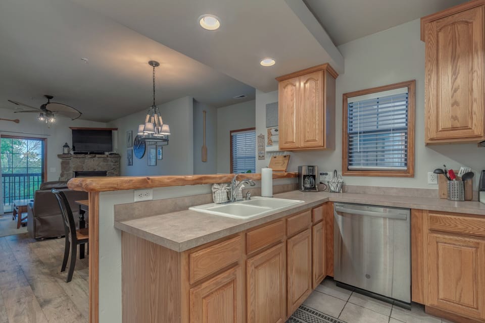 Kitchen - Kitchen