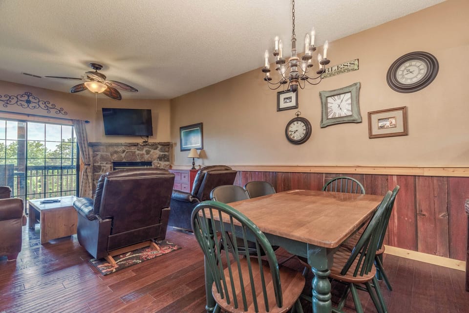 Dining - Dining Room