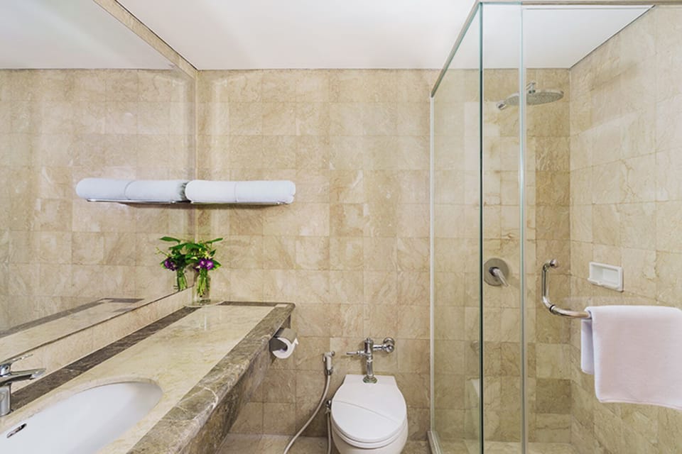 Superior Double Room, 1 Queen Bed | Bathroom