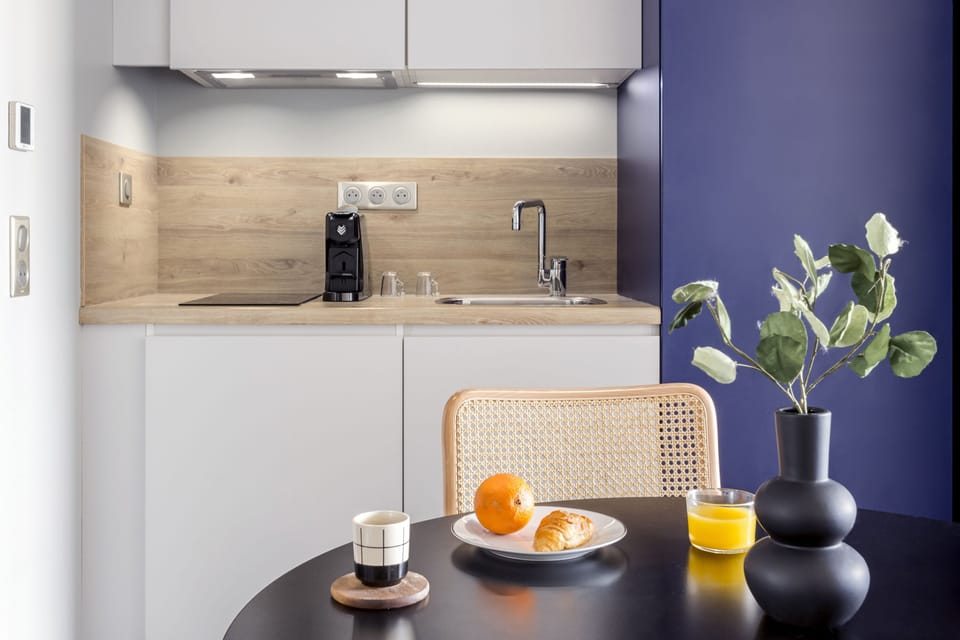 Grand Studio | Private kitchen | Fridge, microwave, dishwasher, espresso maker