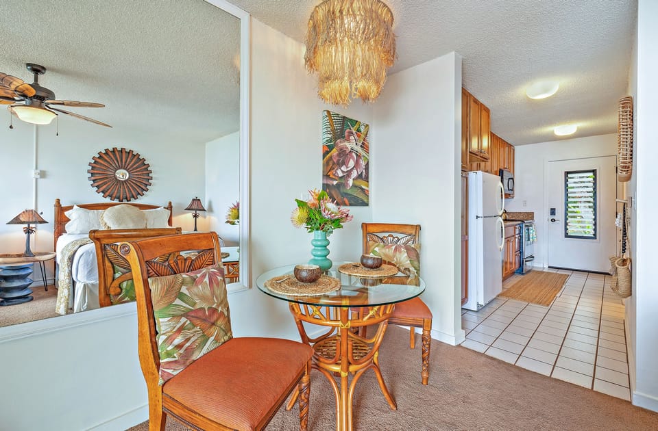 Interior Dining Area - A Comfortable Space to Dine and Unwind