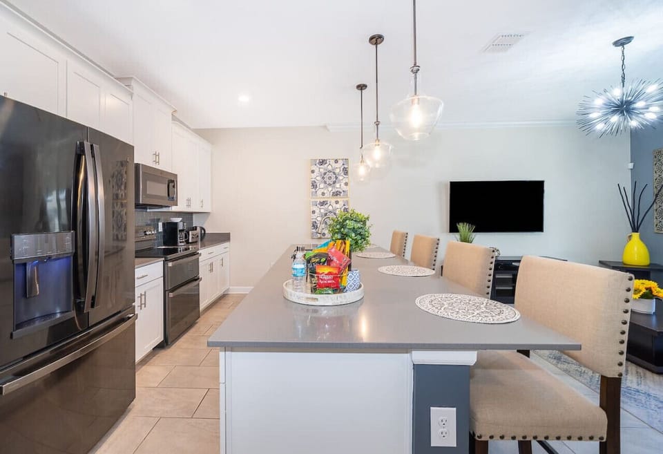Kitchen#Disney #Parks #kingdom #springs #Vacation #Rental #waterpark #davenport #Kissimmee #Orlando #universal #citywalk #legoland #shortstay #longstay #championsgate #resort #golf #oasisclub #championsgatevacation