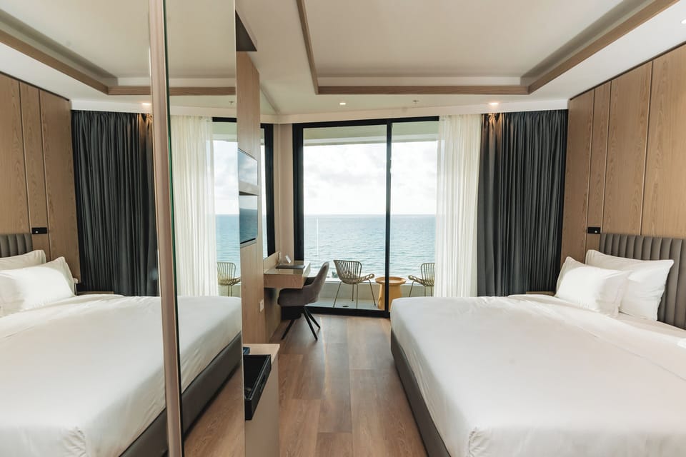 Sunset Suite | Pillowtop beds, minibar, in-room safe, desk