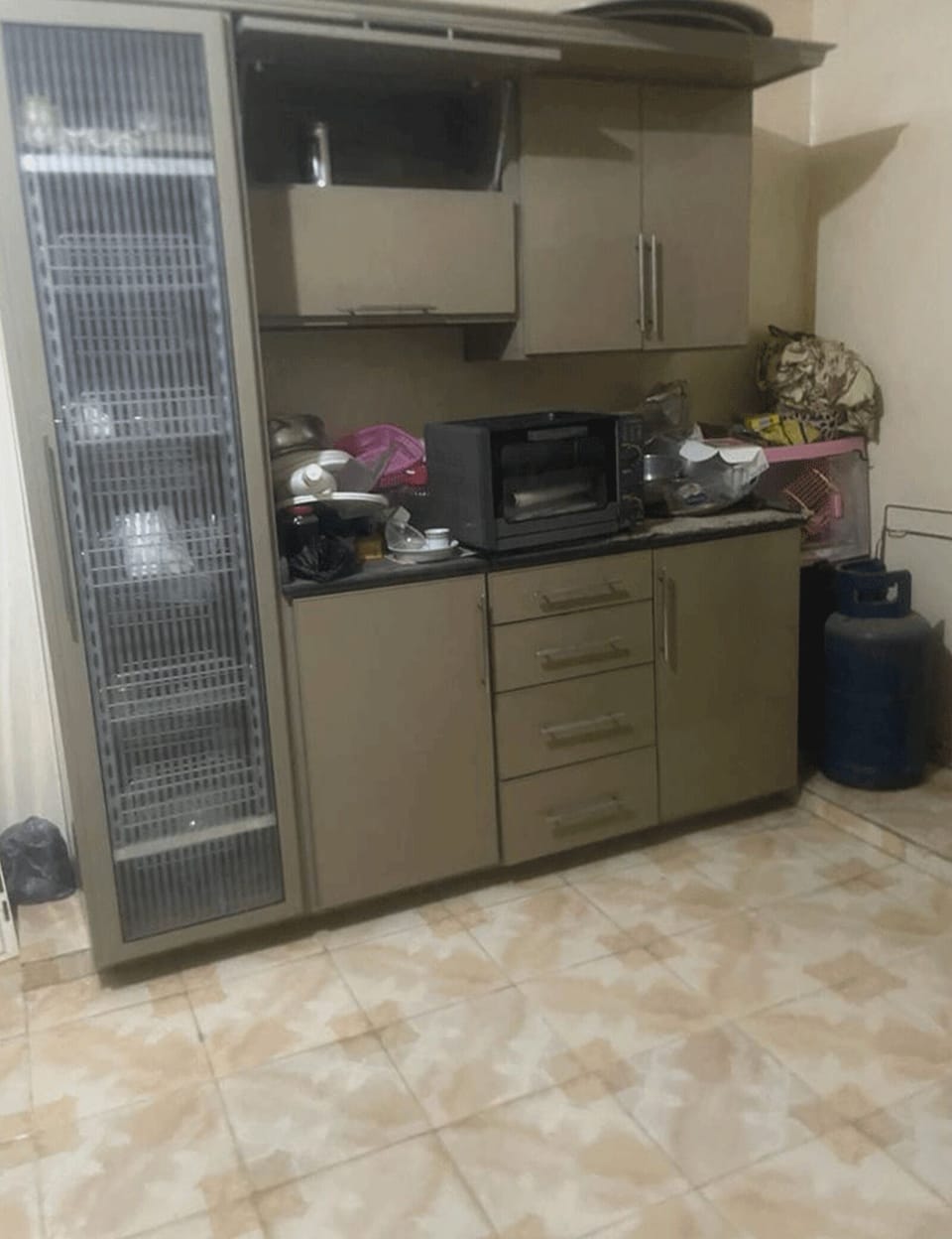 Comfort Apartment | Private kitchen | Coffee/tea maker, fridge, stovetop, eco-friendly cleaning products
