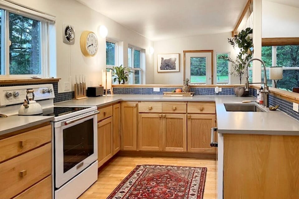 Fully equipped kitchen with all you will need for meals, cocktails, and baking!