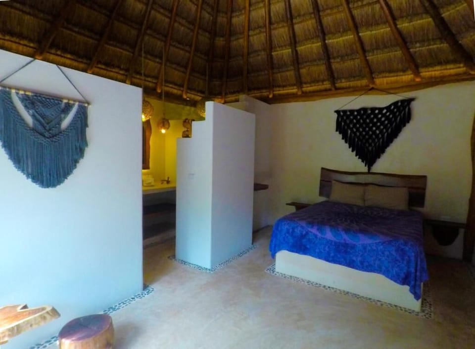Design Cabin | 1 bedroom, individually decorated, bed sheets