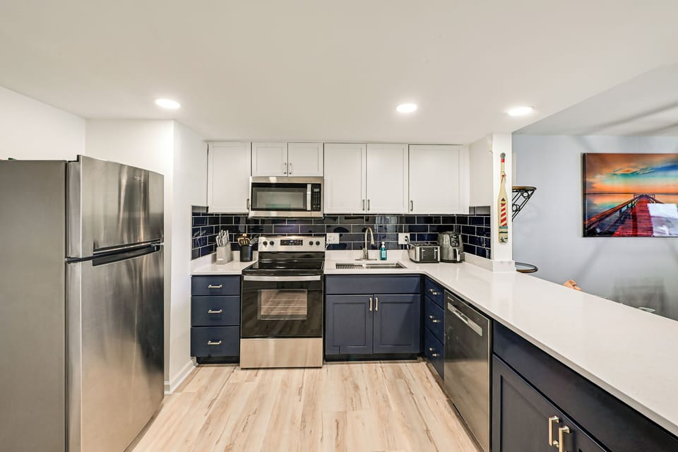Kitchen | Keurig Coffee Maker | Dishwasher | Cooking Basics