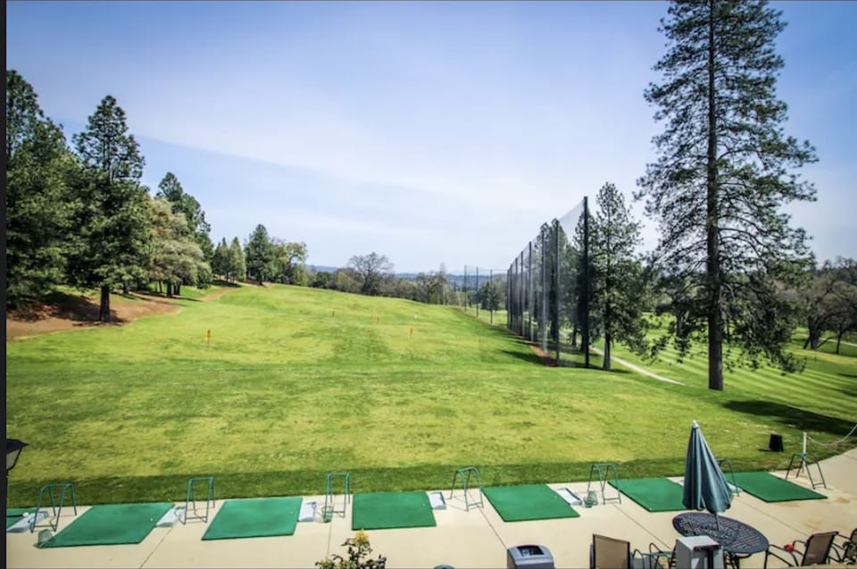 Golf range