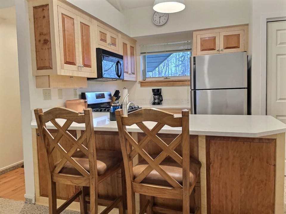 Share snacks, laughter, and cherished moments around our countertop with loved ones.