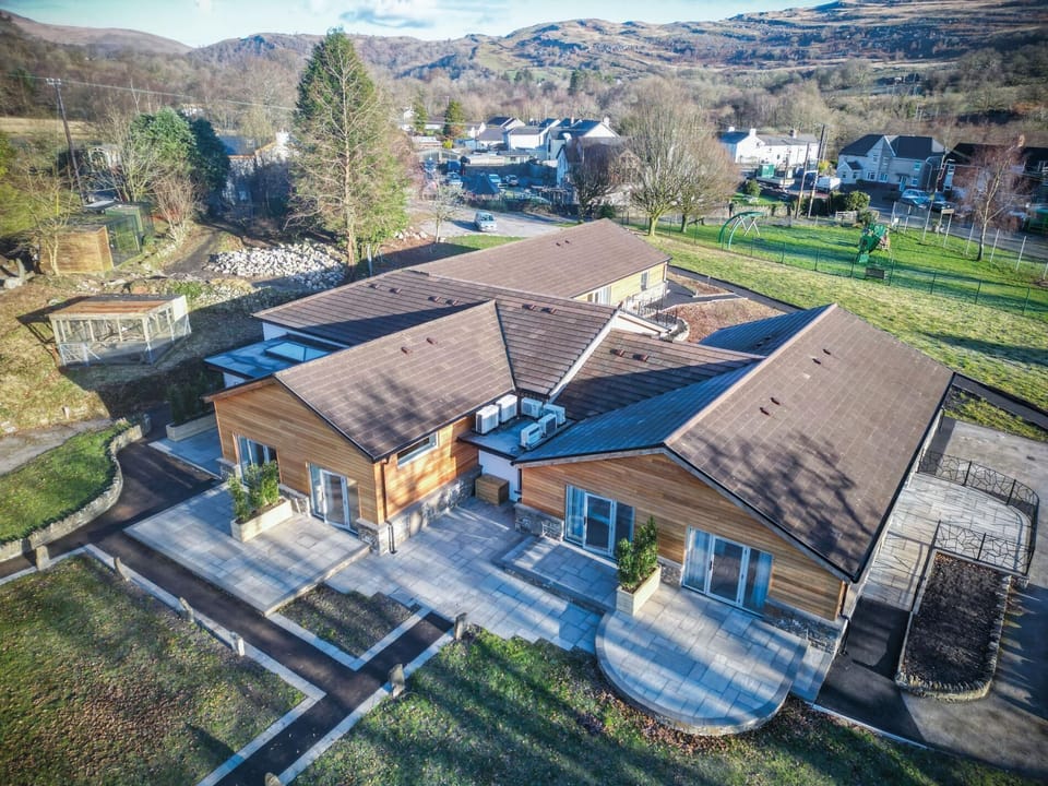 Suite 4 - Sleeping Giant Hotel - Pen Y Cae Inn (4498)