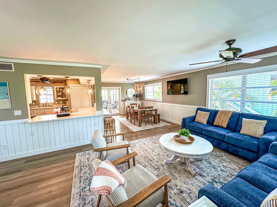 Spacious living room with two queen sofa beds 