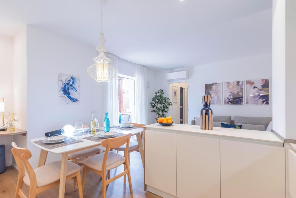 Kitchen and dining area
