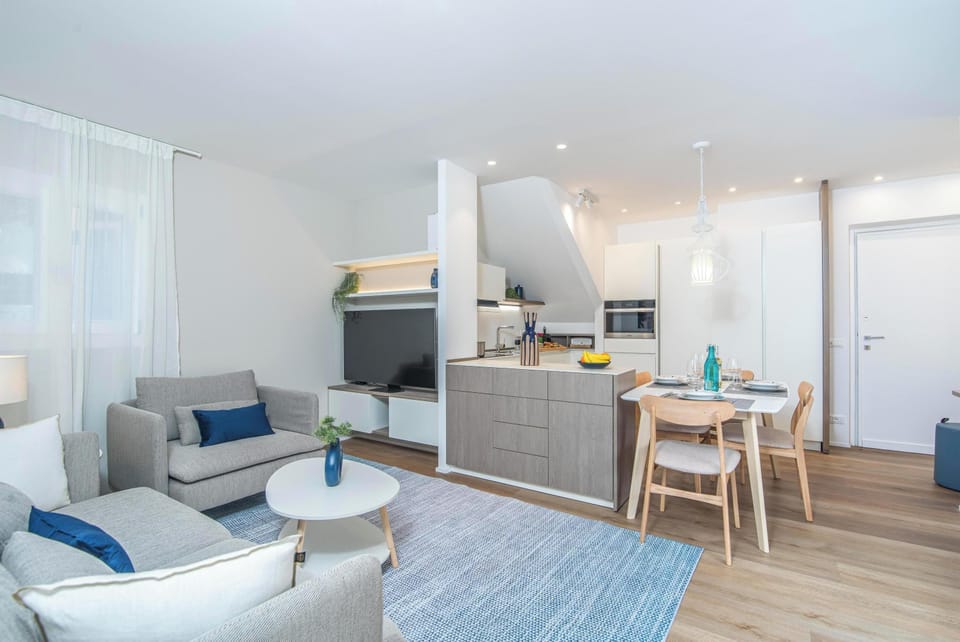Living and dining room