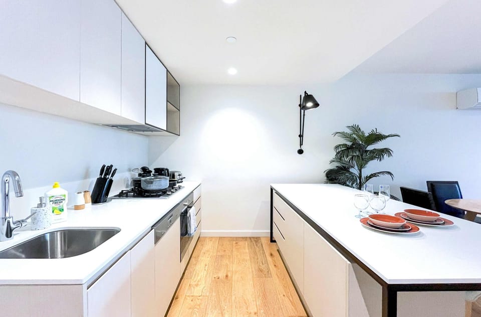 Fully equipped open kitchen