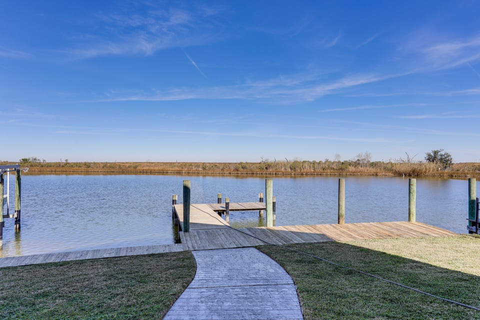 Additional Dock
