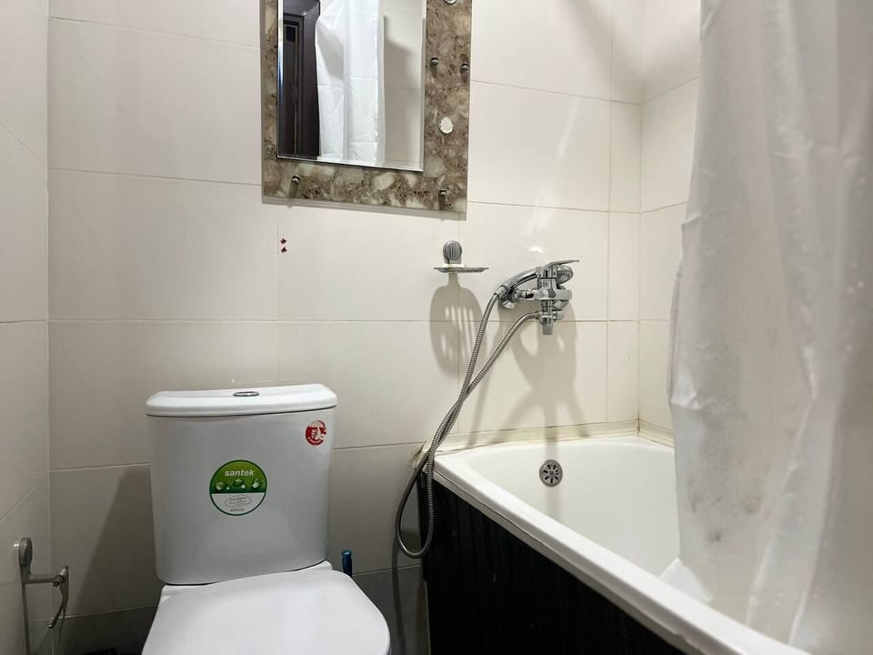 Standard Single Room | Bathroom | Heated floors (bathroom), towels, soap, shampoo