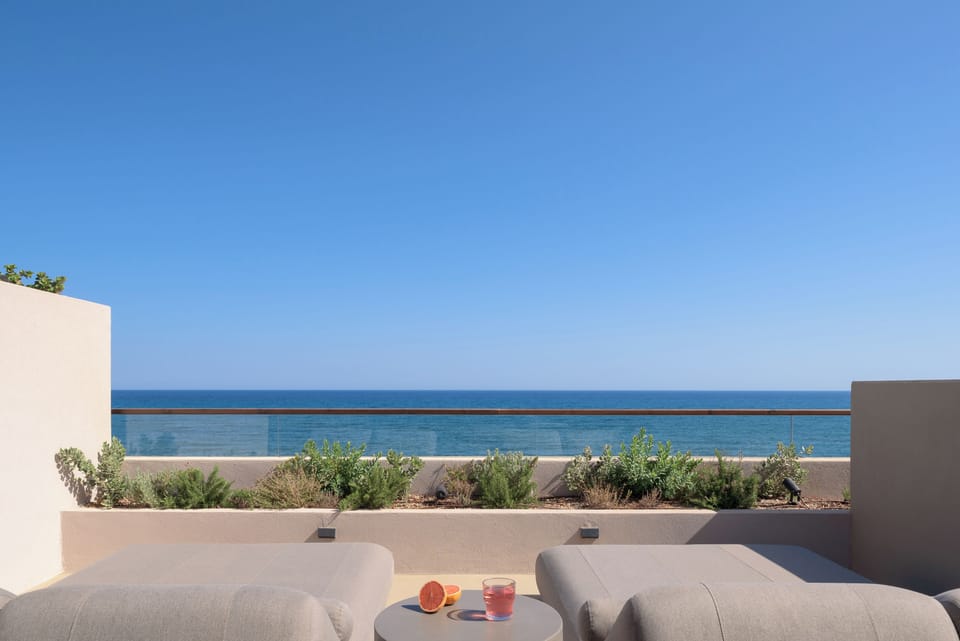 This luxury Retreat is a haven of sea joy.