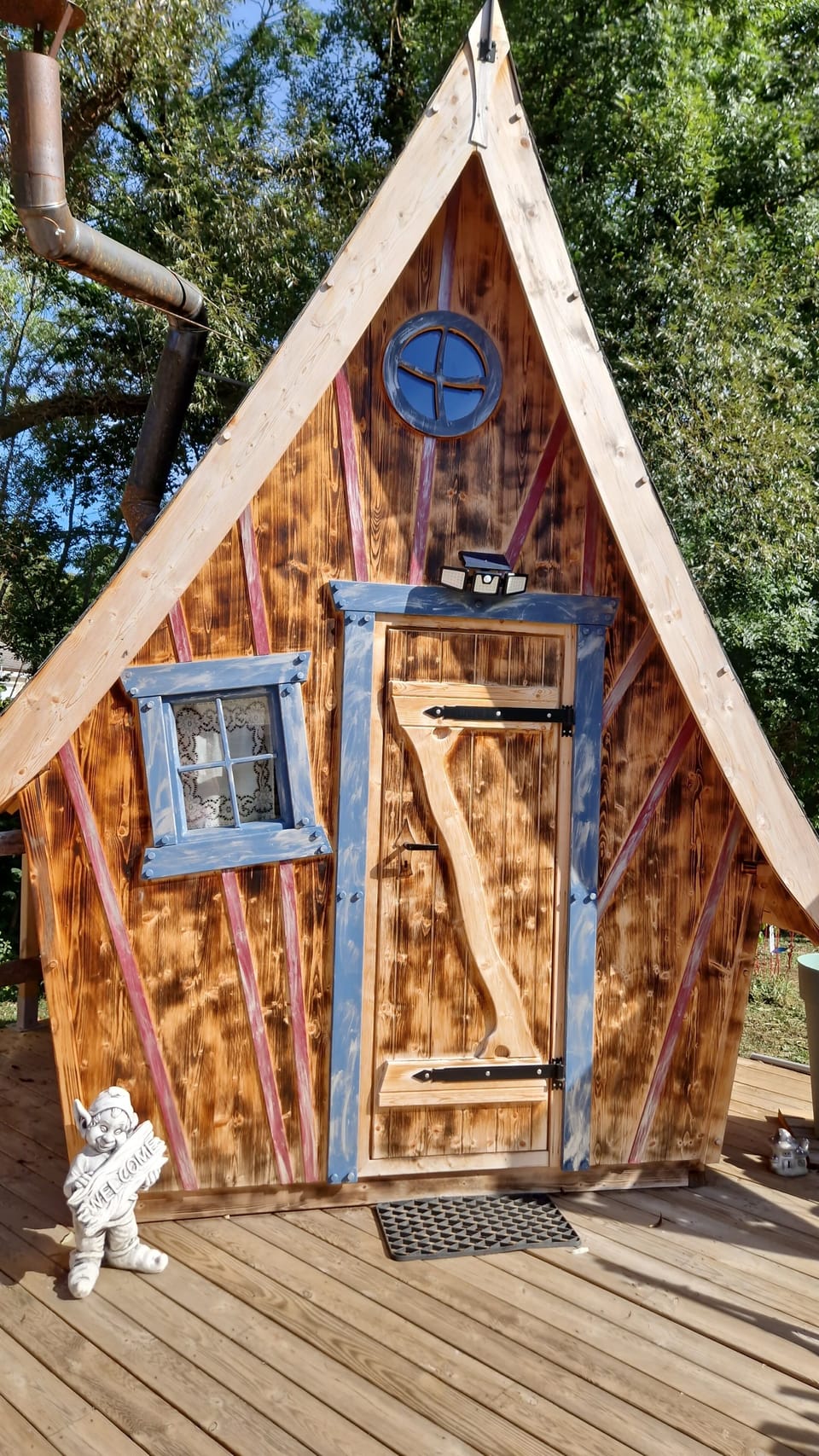 Exterior detail