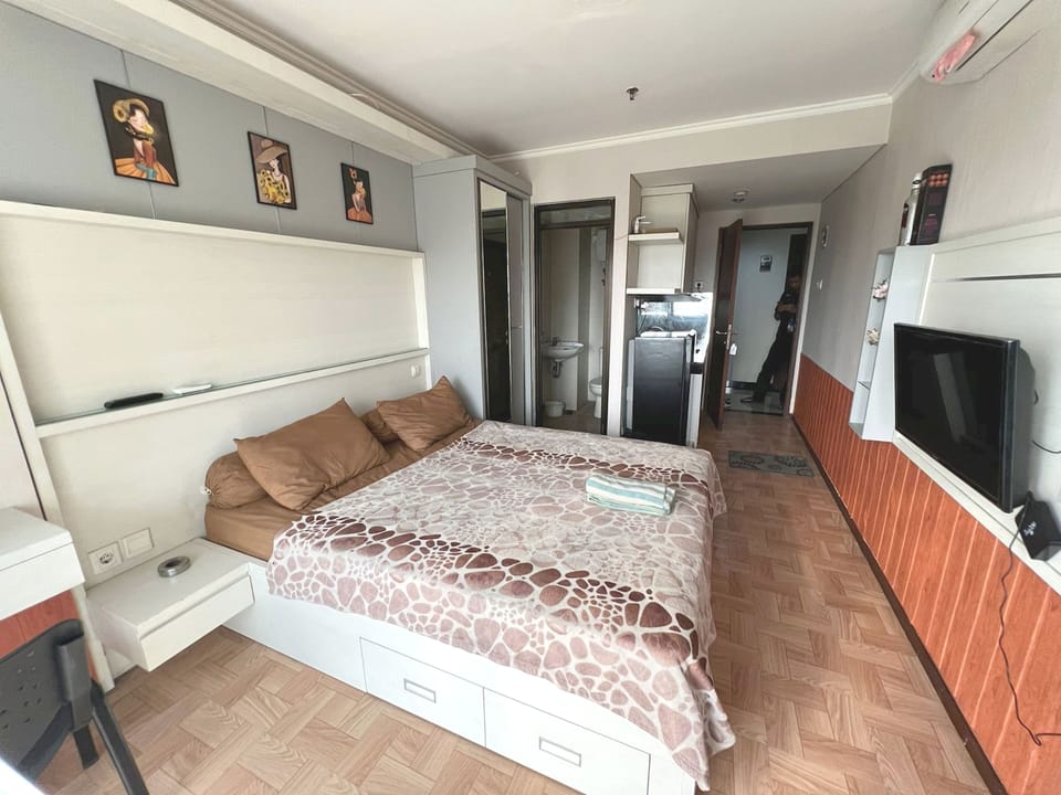 Deluxe Double Room | Desk, free WiFi, bed sheets