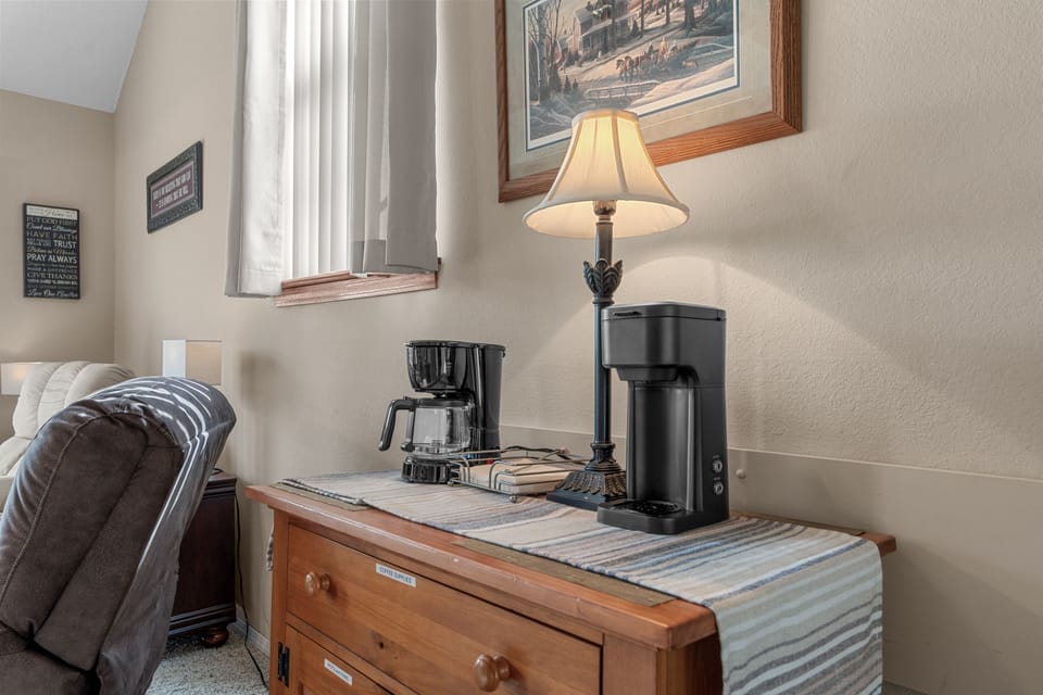 Condo, 2 Bedrooms | Interior