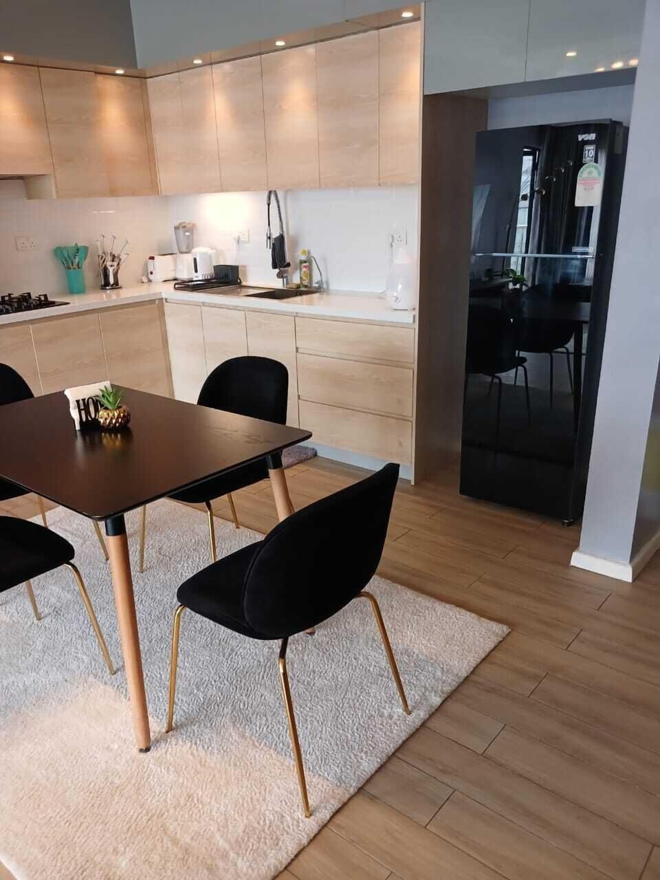 Fridge, microwave, cookware/dishes/utensils
