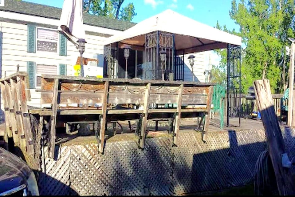 Large deck area for enjoying the view - Sandbanks Dunes