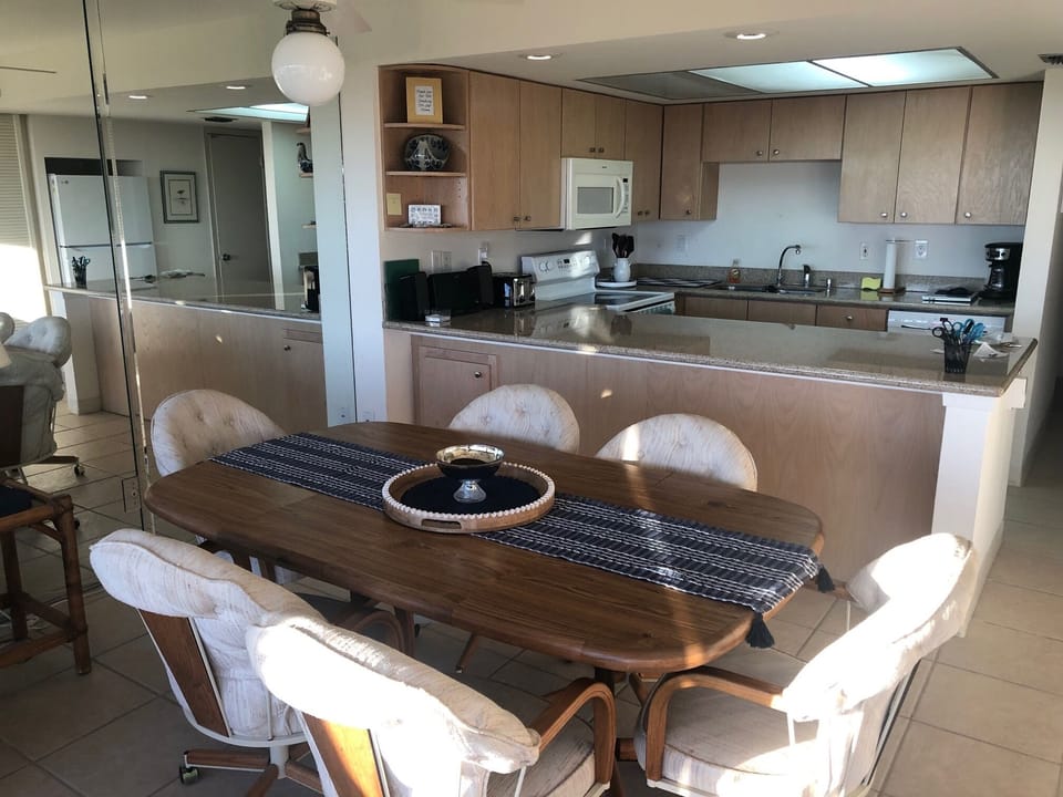 Dining Area and Kitchen