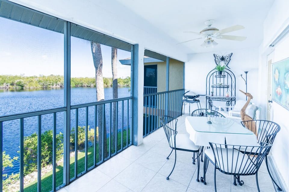 Private screened in porch