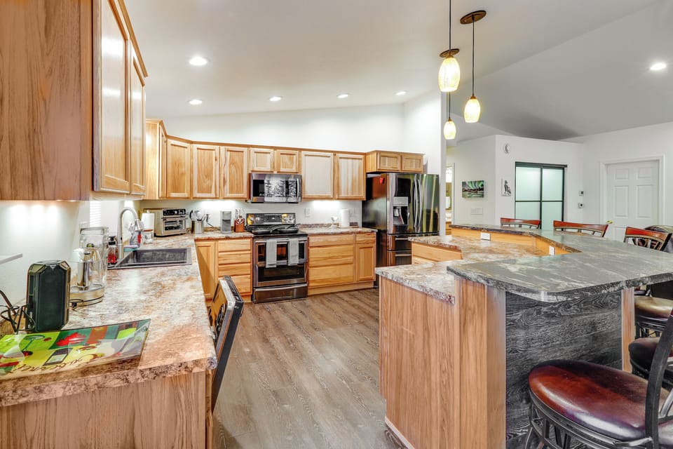 Fully Equipped Kitchen | Keyless Entry