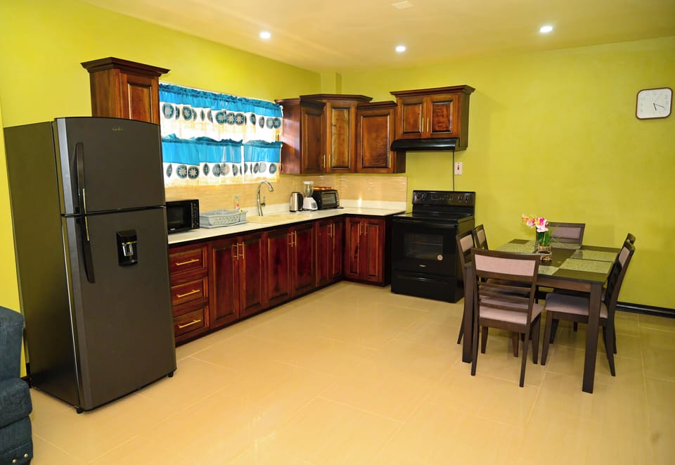 Family Apartment, 2 Bedrooms, Non Smoking, Pool Access | Living area | Flat-screen TV