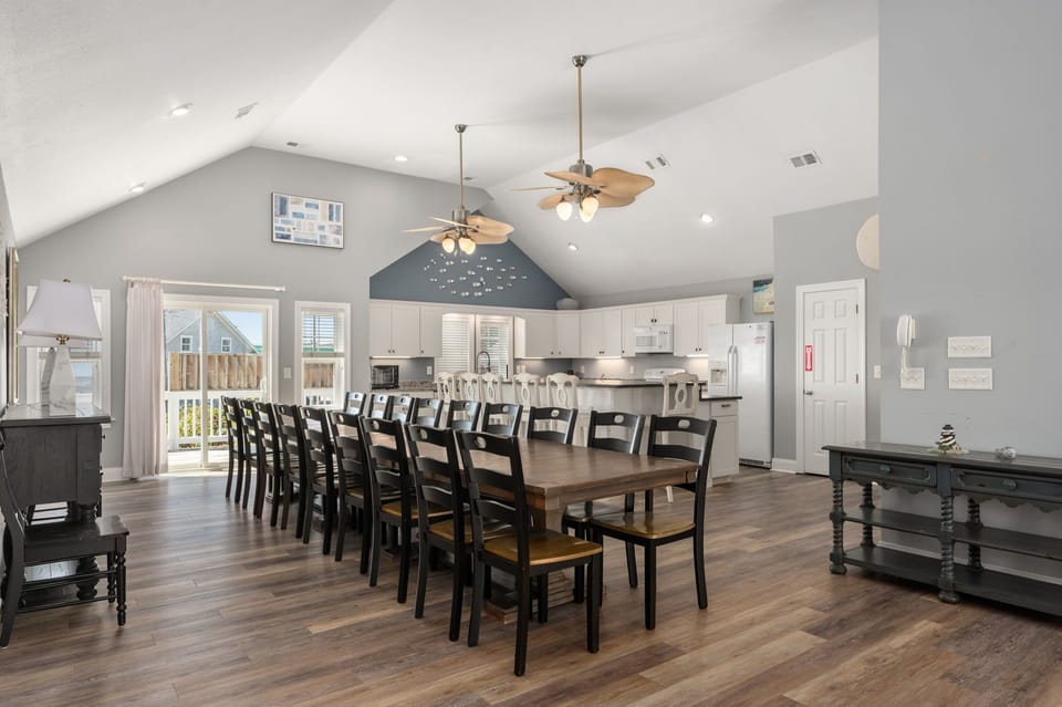 SH450: Sea You Soon | TL Dining Area- Seating for 18, Kitchen Island - Seats 7