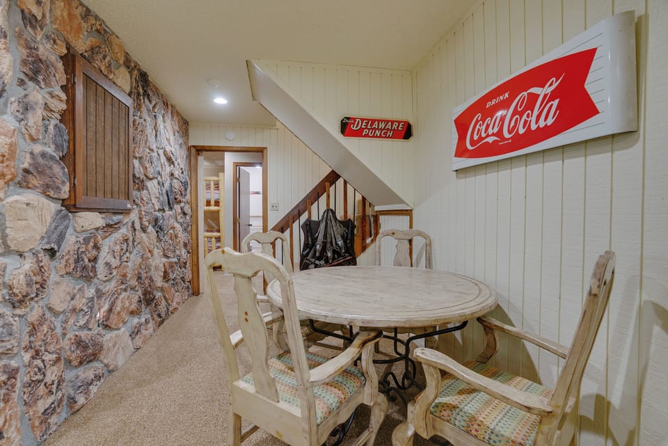 Sitting area downstairs