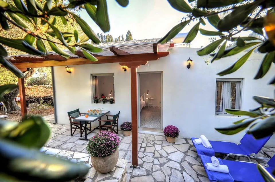 House | 1 bedroom