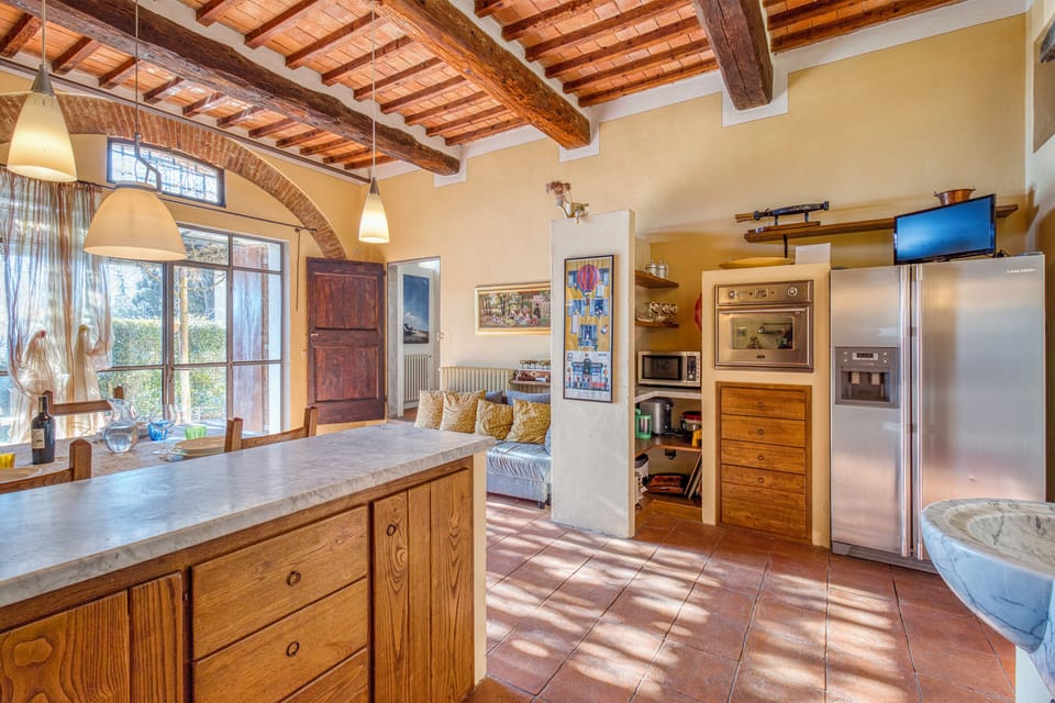 Family House, 2 Bedrooms, Refrigerator & Microwave (Tuscan Home Rignano Private Garden) | Interior