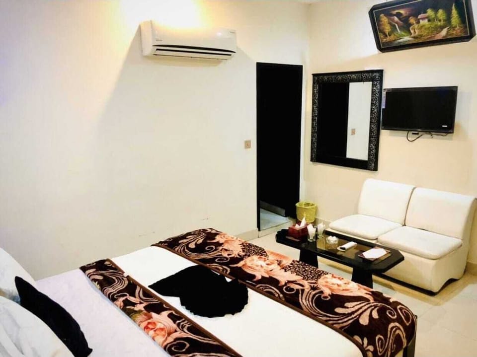 Executive Room | 1 bedroom, soundproofing, free WiFi