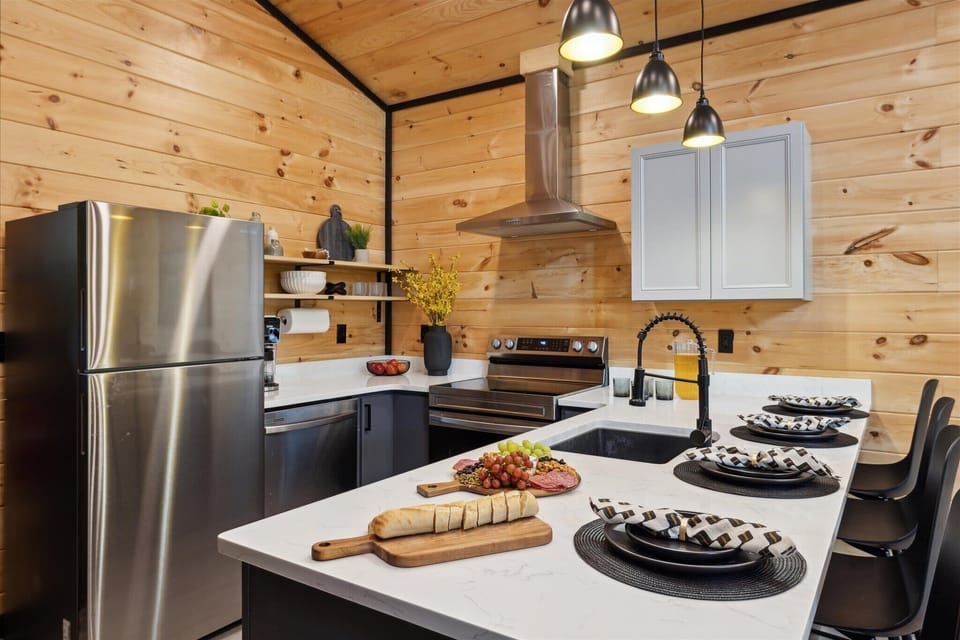 When your breakfast bowls are made how about serving them up on the breakfast bar style seating with room for 4? The perfect place to start your morning with loved ones.