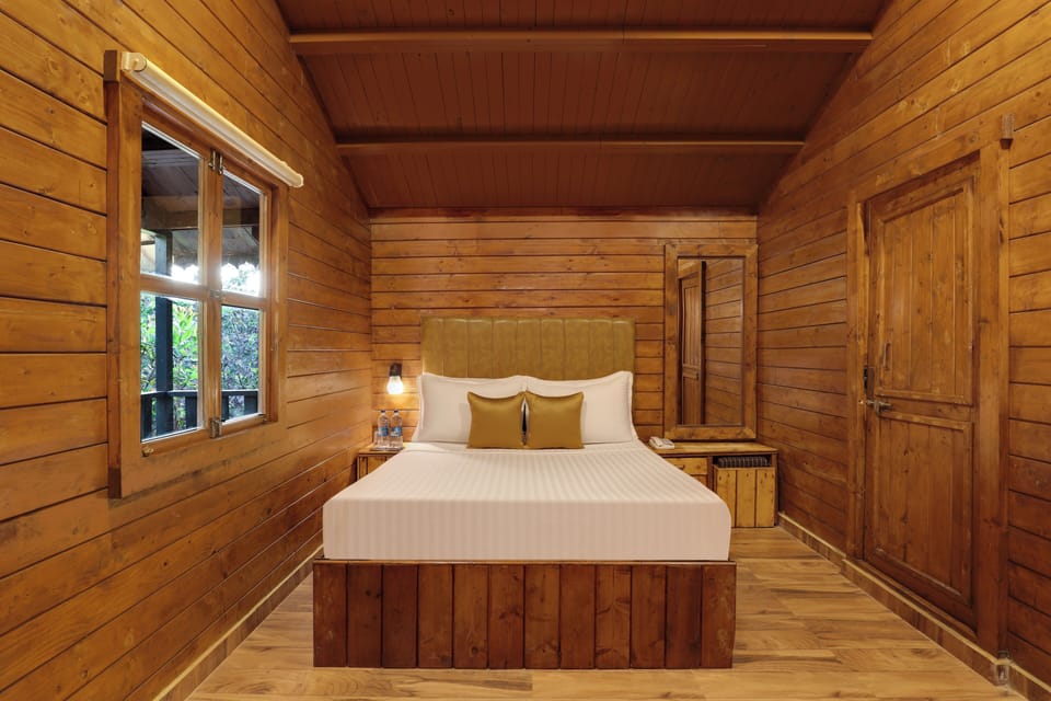 Wooden Chalet | Soundproofing, iron/ironing board, free WiFi
